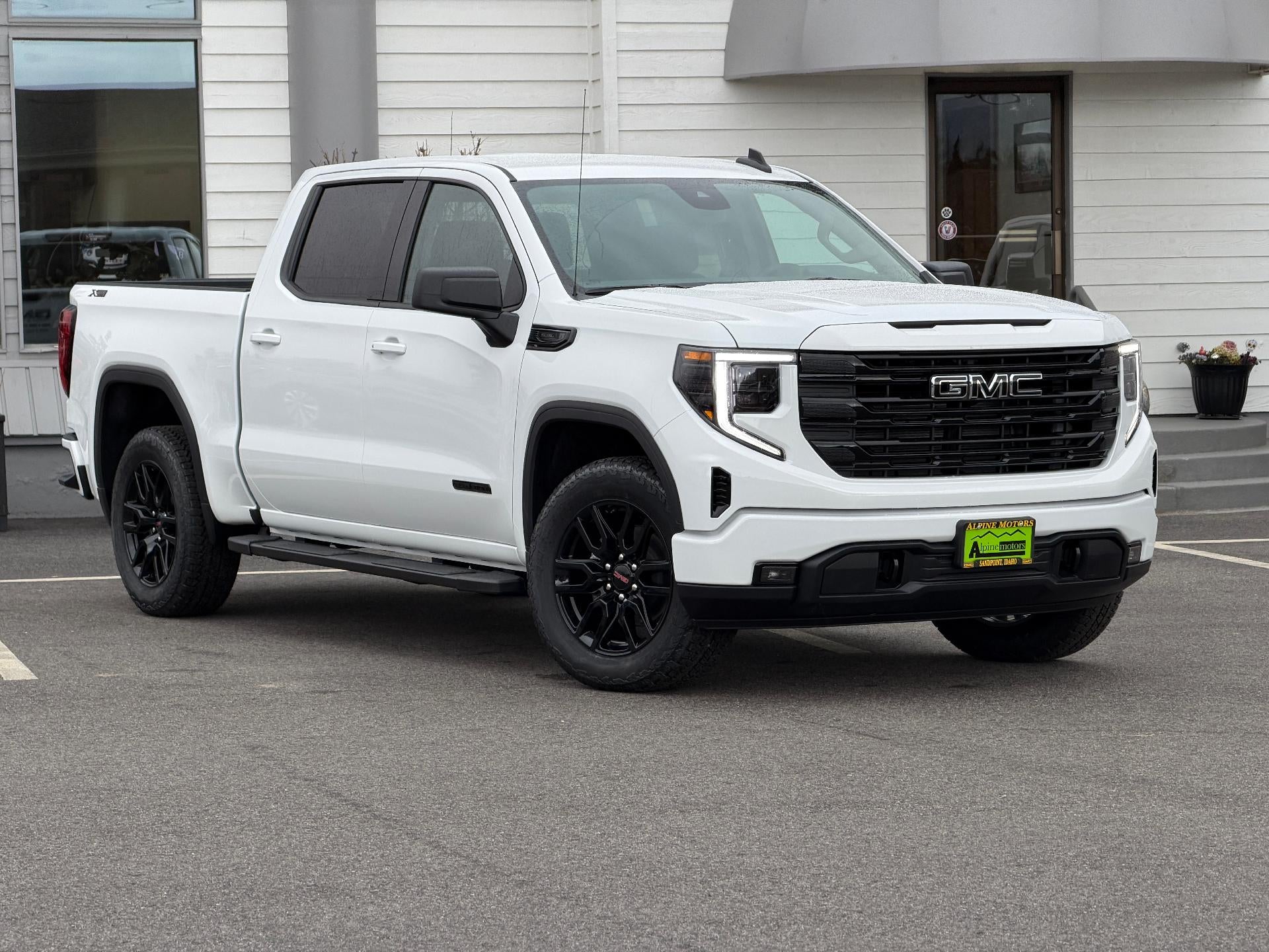 2026 GMC Sierra 1500 Crew Cab Short Box 4-Wheel Drive Elevation 3SB in Summit White — front three-quarter view